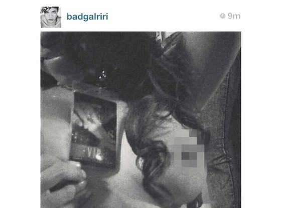 Rihanna, Twit Pic Rihanna, Twit Pic